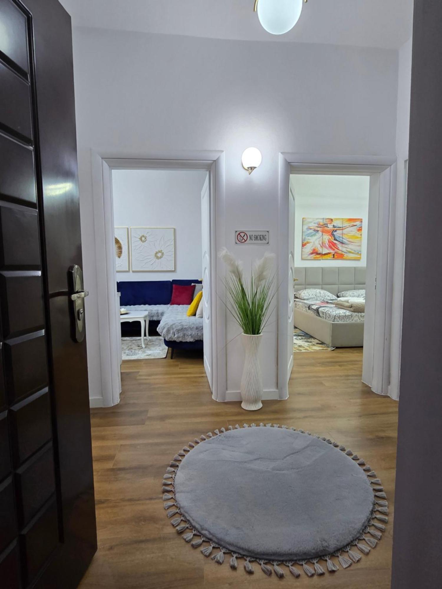 Ideal Apartment *